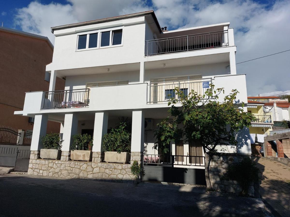 Loredana Apartments Crikvenica Exterior foto